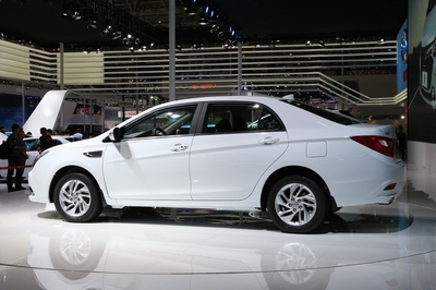 漫步者汽车音响 无损换装瑰金G462A 适用-普桑/桑塔纳/新秀